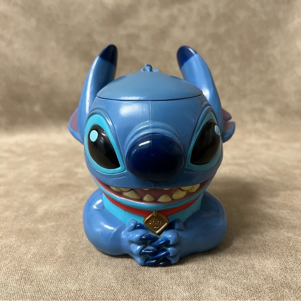 Disney on Ice Stitch Mug Cup 3D Plastic Hinged Flip Top and Handle Collectible